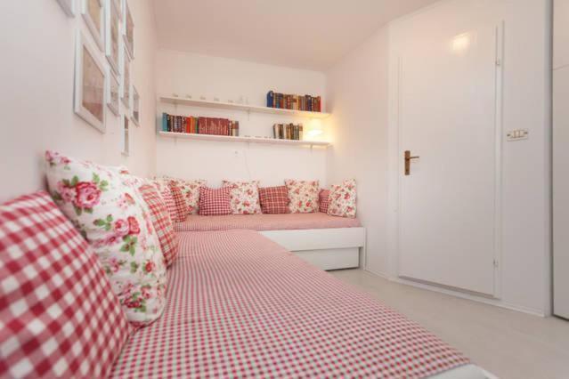 Vintage Apartment Rovinj Old Town מראה חיצוני תמונה
