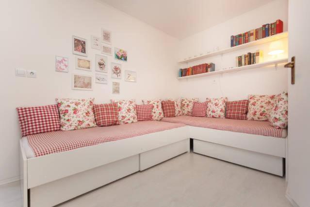 Vintage Apartment Rovinj Old Town מראה חיצוני תמונה