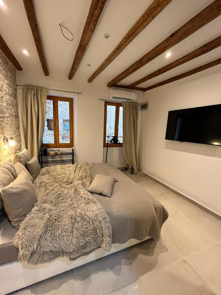 Vintage Apartment Rovinj Old Town מראה חיצוני תמונה