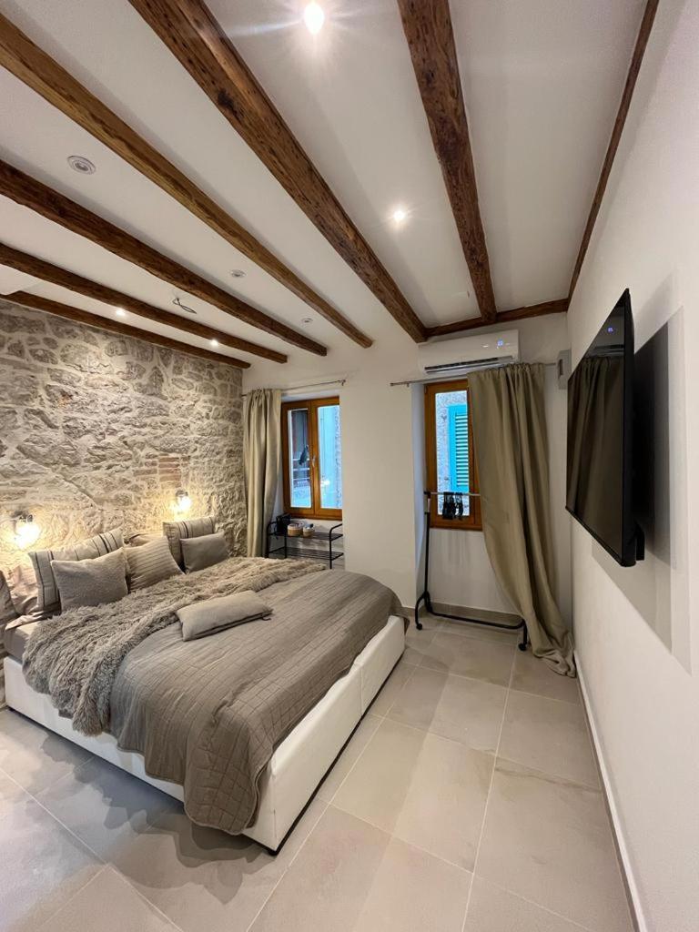 Vintage Apartment Rovinj Old Town מראה חיצוני תמונה